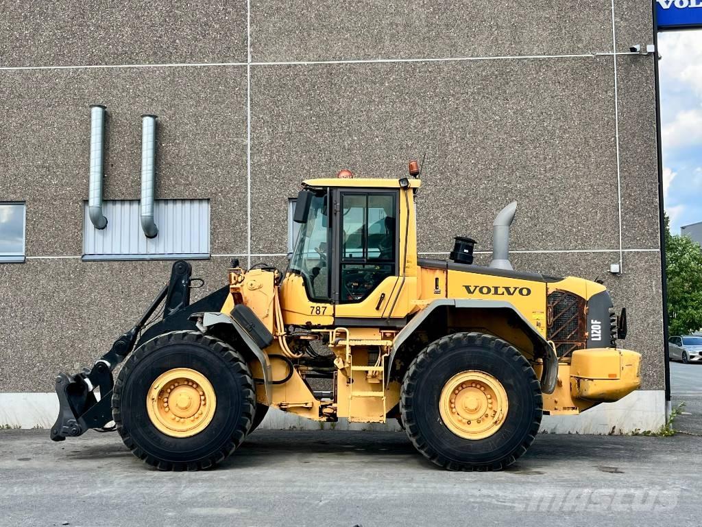 Volvo L 120 F  휠로우더