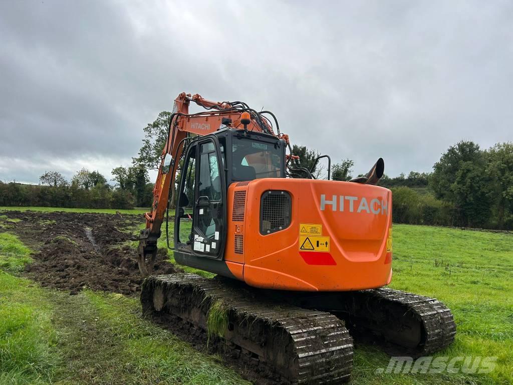 Hitachi ZX135-5 대형 굴삭기 29톤 이상