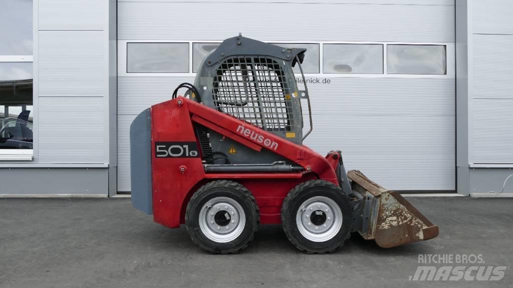 Neuson 501 S  스키드로더