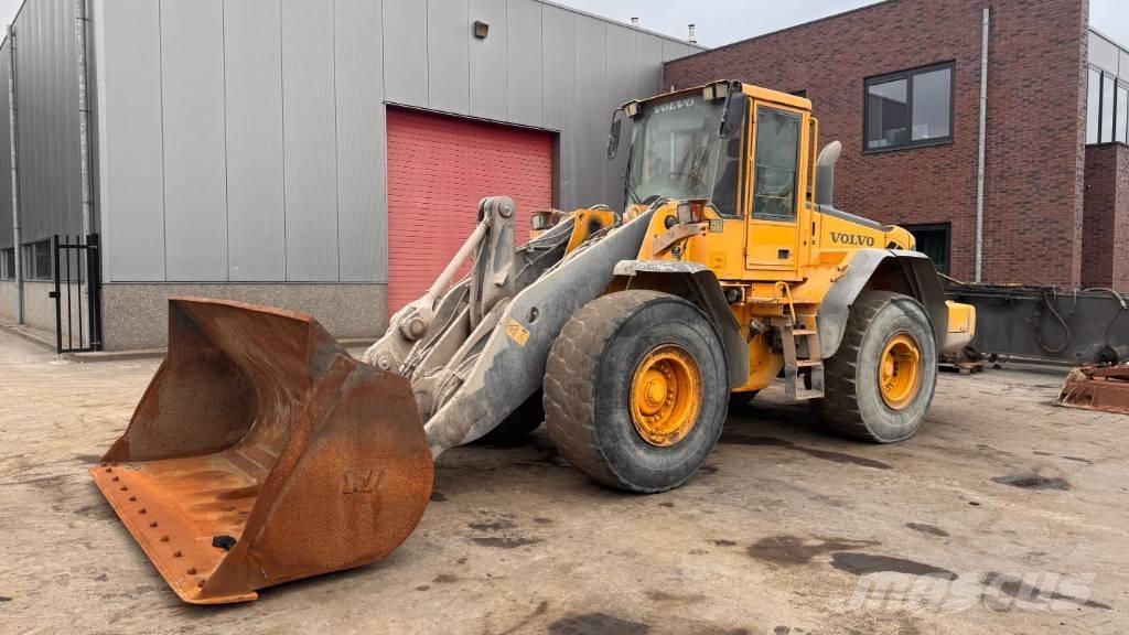 Volvo L 120 E  휠로우더