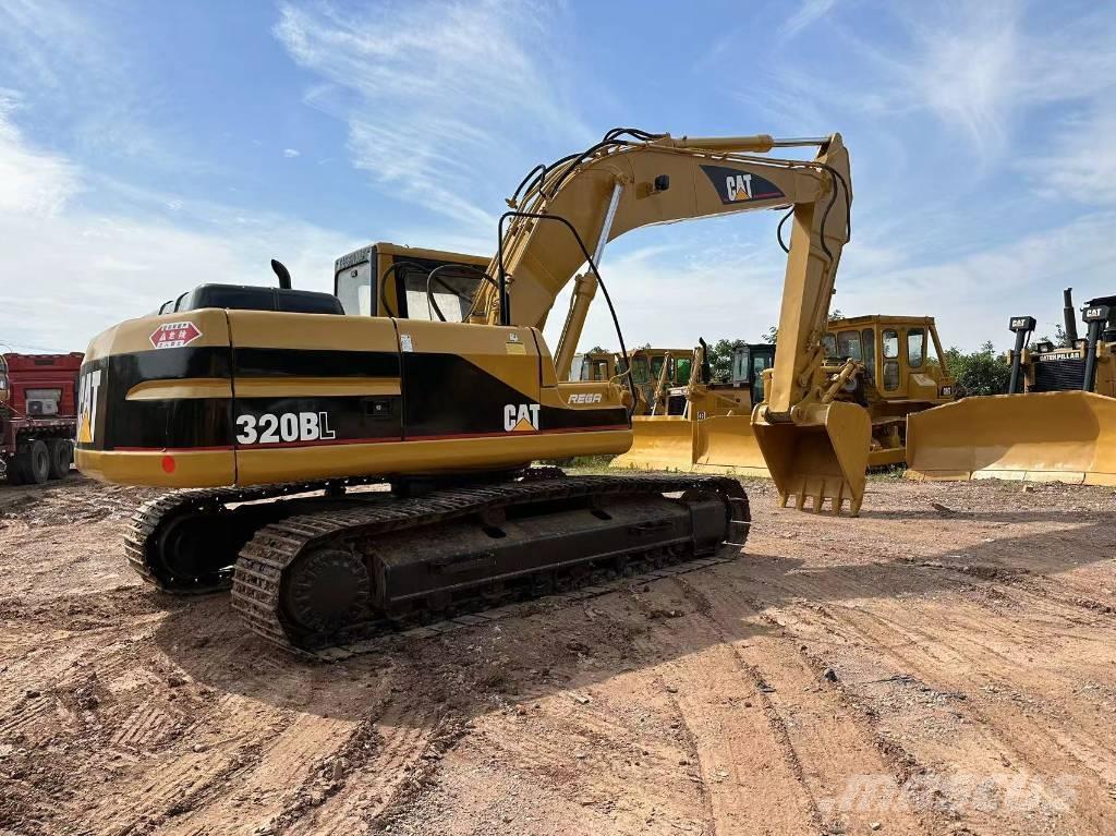 CAT 320 B 대형 굴삭기 29톤 이상