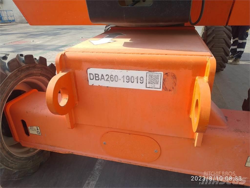 JLG 800AJ 관절형 전동이동 리프트