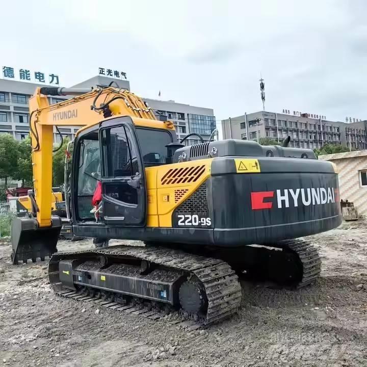 Hyundai 220-9S 대형 굴삭기 29톤 이상