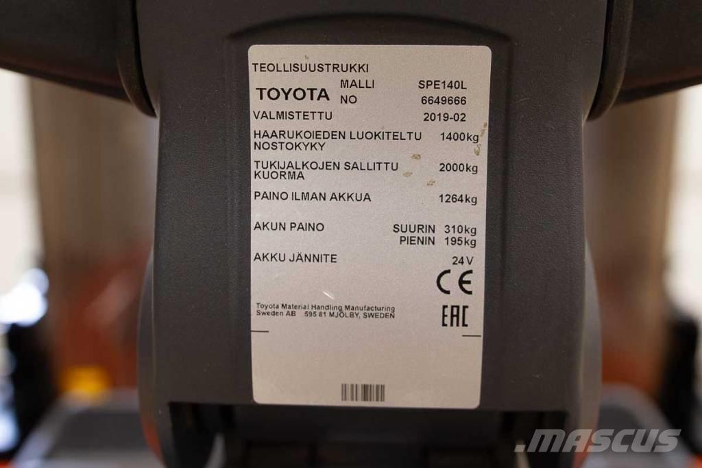 Toyota SPE 140 L 보행식 리치 지게차