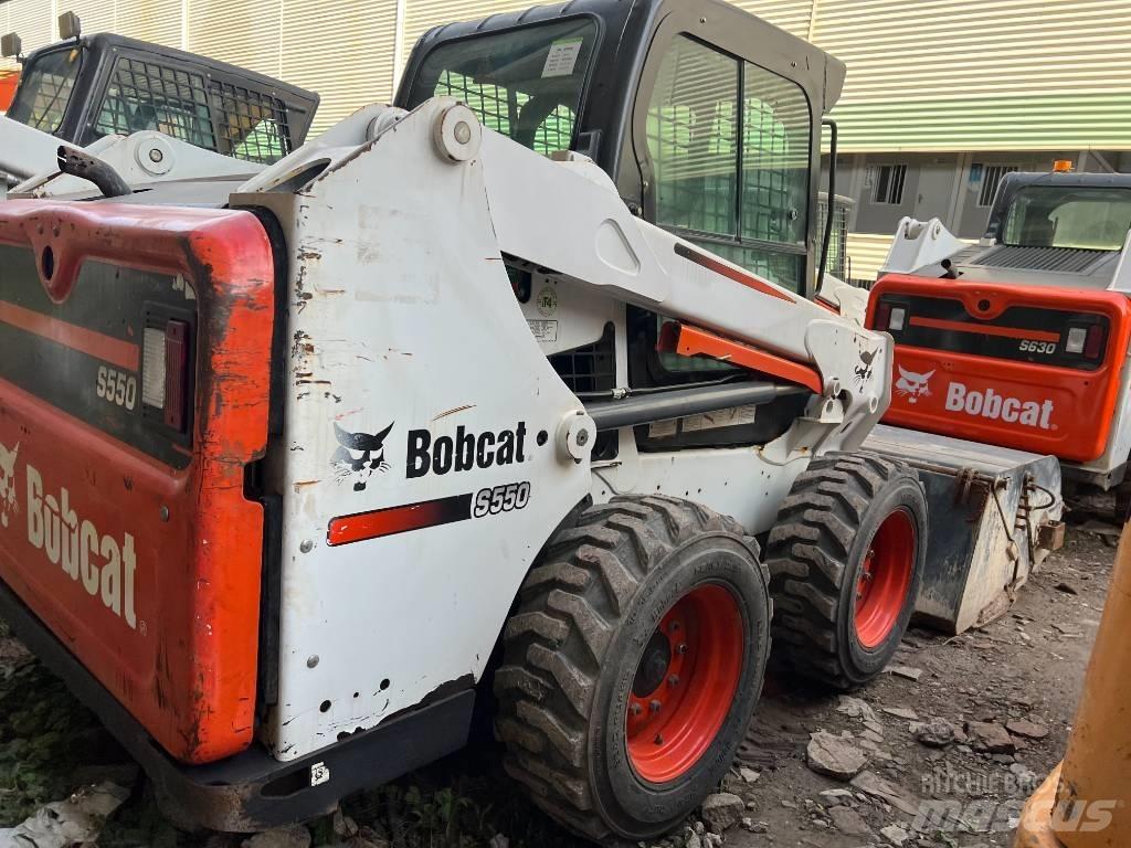 Bobcat S550  휠로우더