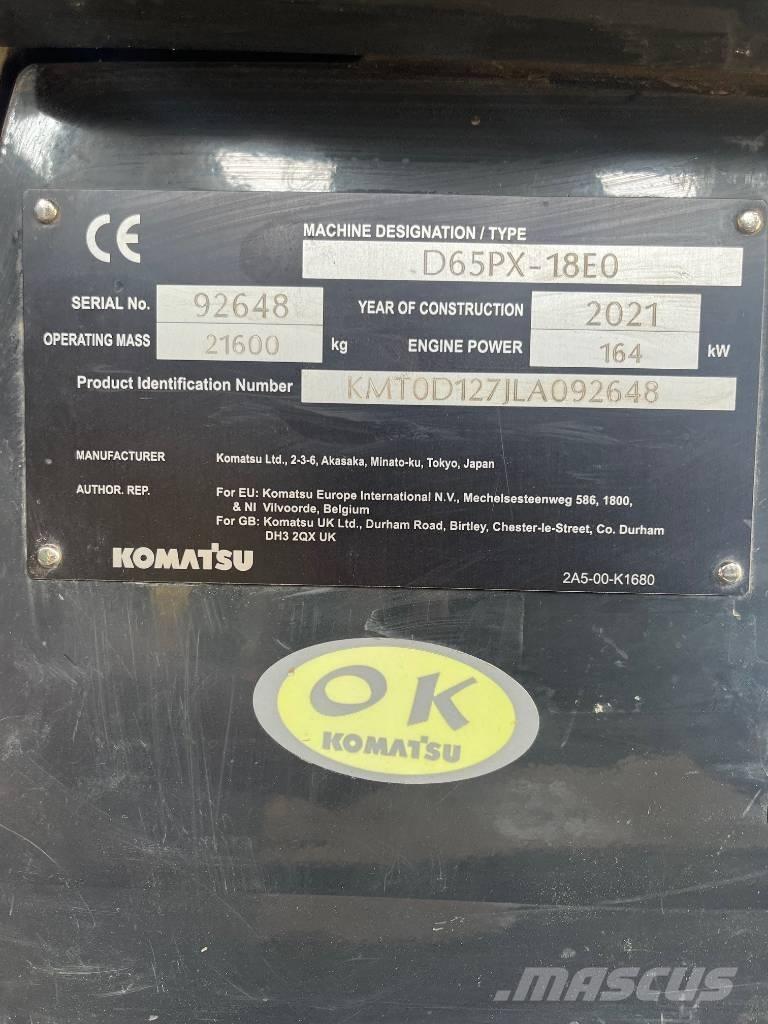 Komatsu D65PX-18E0 크롤러 도저