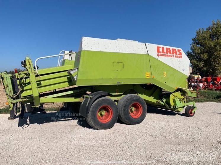 CLAAS Quadrant 2200 각형 곤포기
