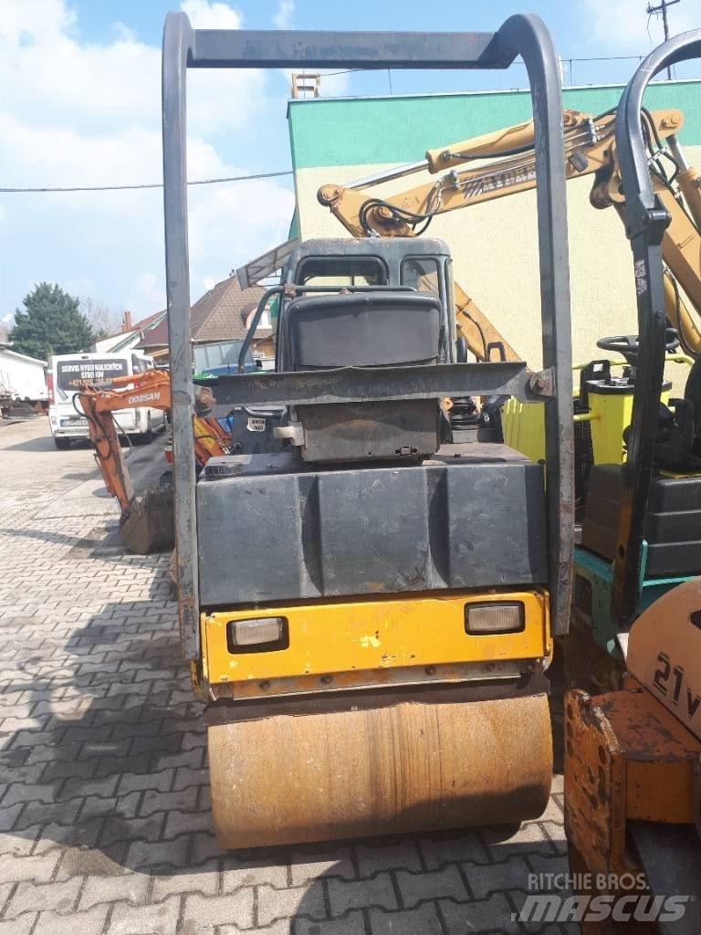 Bomag BW 100 AD-3 트윈 드럼 롤러