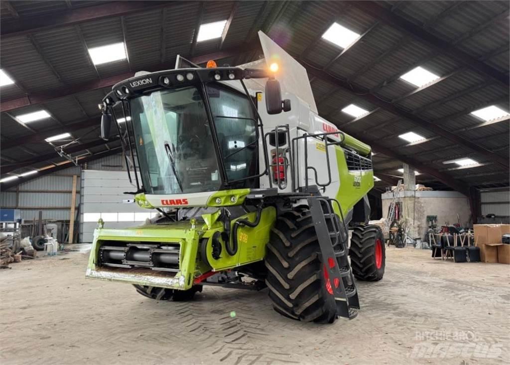 CLAAS Lexion 6700 콤바인 수확기