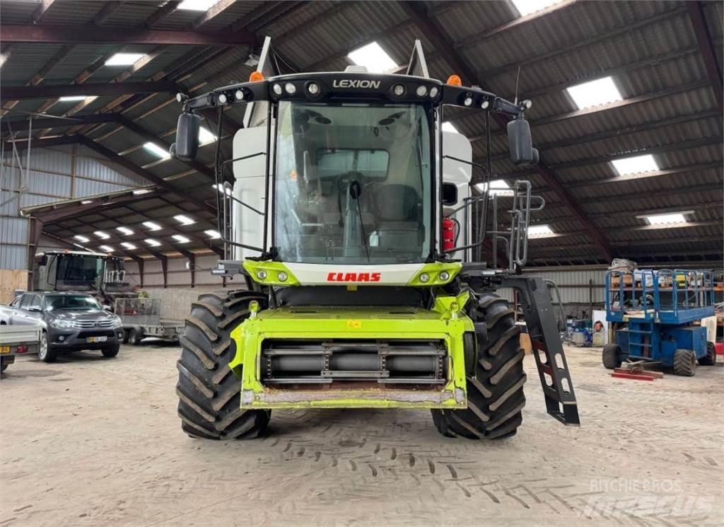 CLAAS Lexion 6700 콤바인 수확기