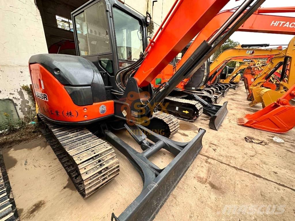 Hitachi ZX 68USR-5A 소형 굴삭기 7톤 미만