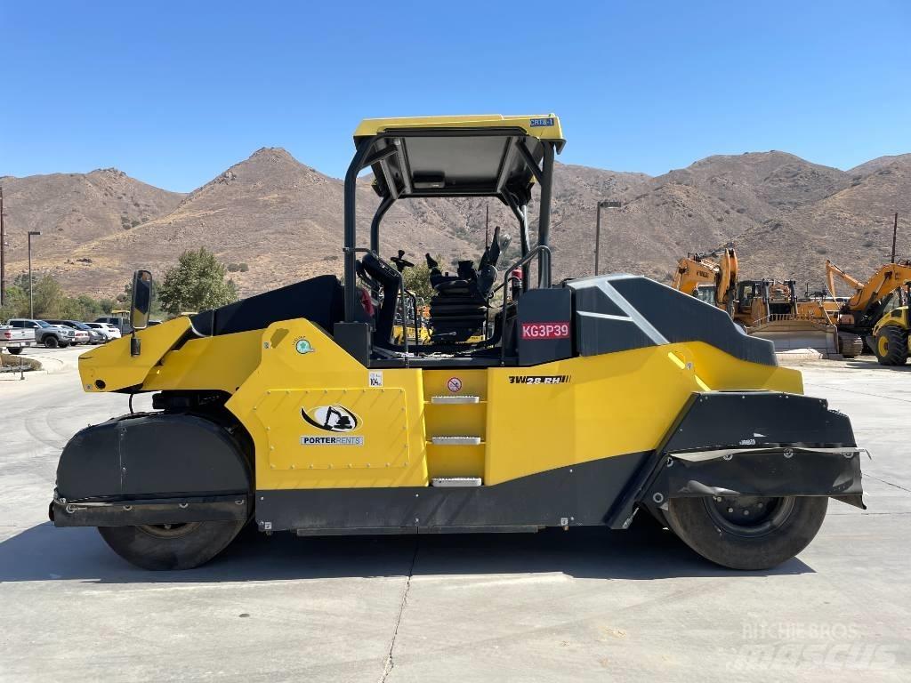 Bomag BW28RH 공기 타이어 롤러