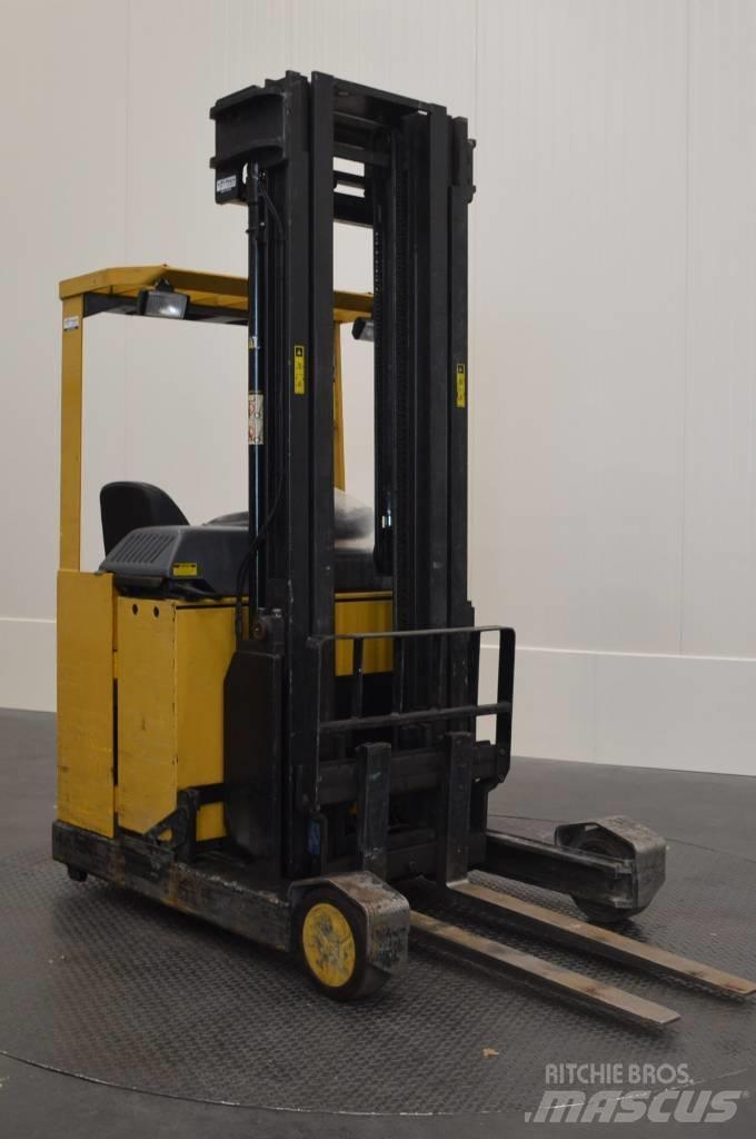 CAT NR 16 Reachtruck 리치 트럭