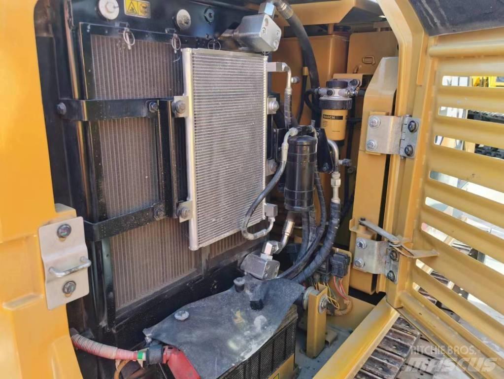 CAT 305.5E2 대형 굴삭기 29톤 이상