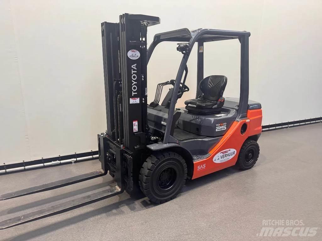 Toyota 52-8 FDF 25 디젤 지게차