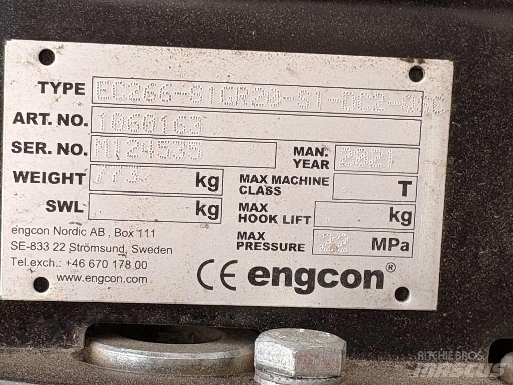 Hitachi ZX220W-7 2P  휠 굴삭기