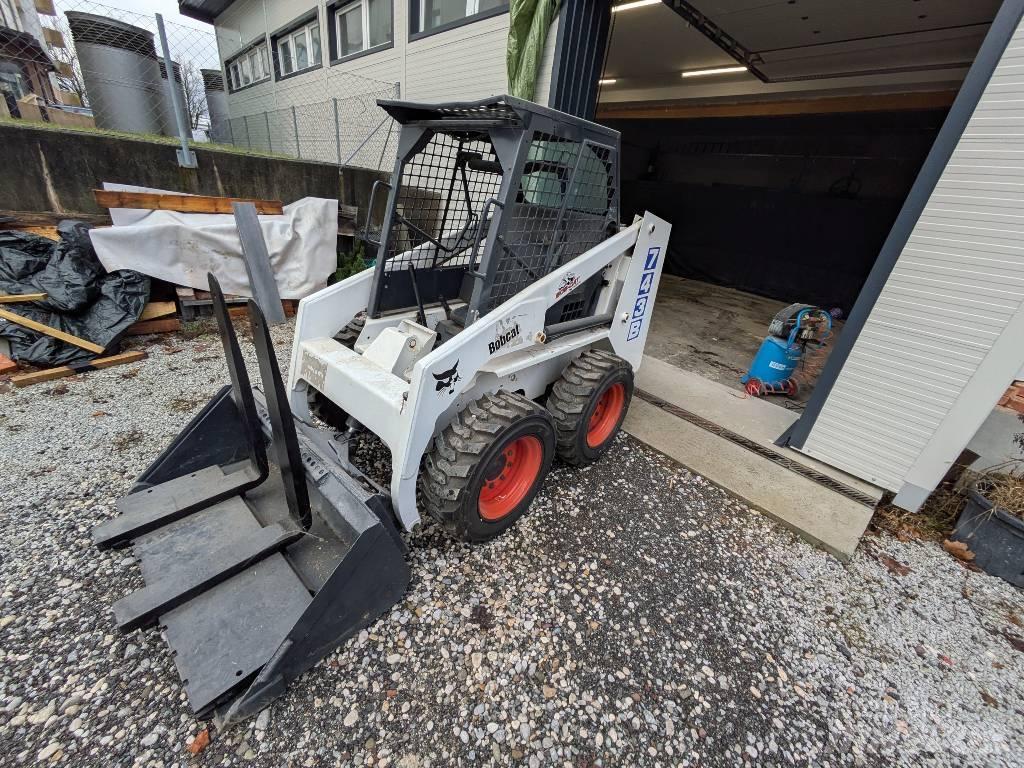 Bobcat 743 B  스키드로더