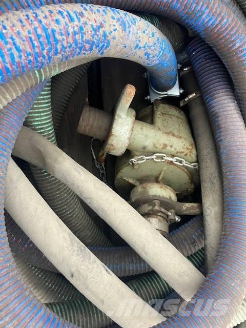 Pump Med slang 관개 장비