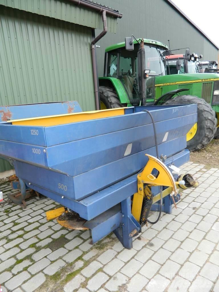 Bogballe DZ 1250 미네랄 살포기