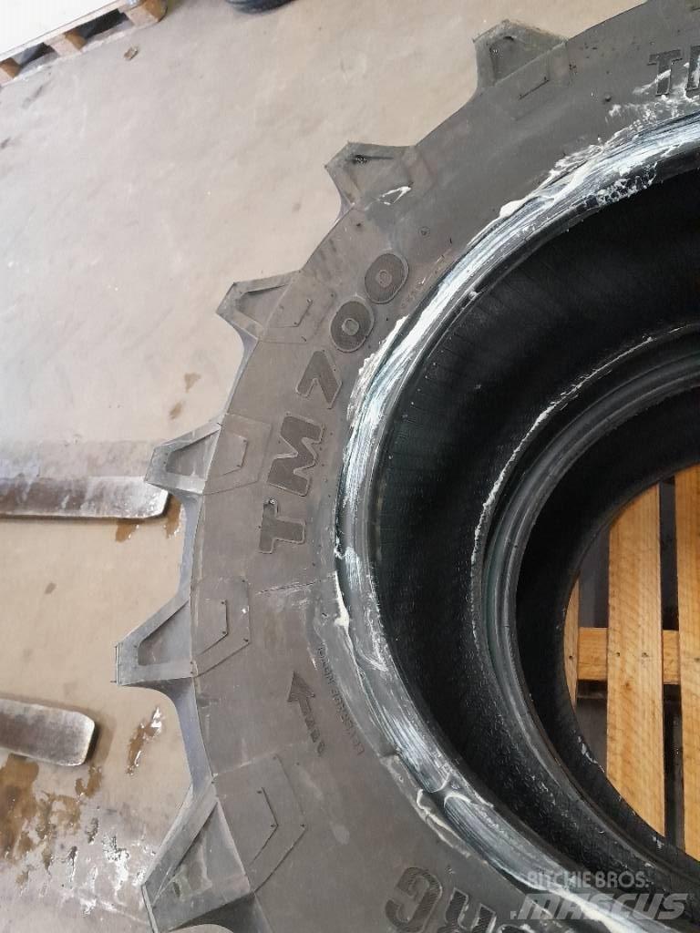 Trelleborg TM700 타이어, 휠 및 림