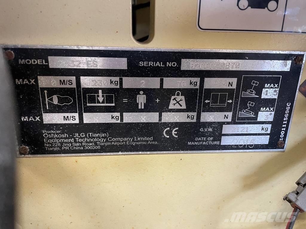 JLG 2632 ES 가위형 리프트