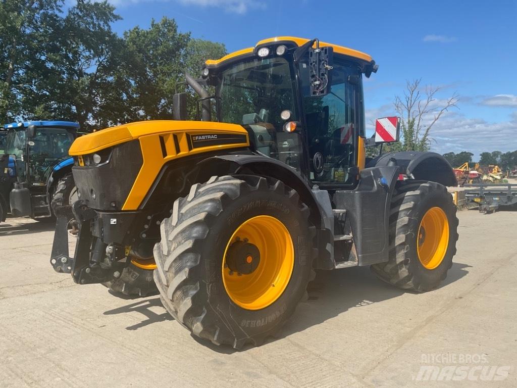 JCB Fastrac 4220 트랙터