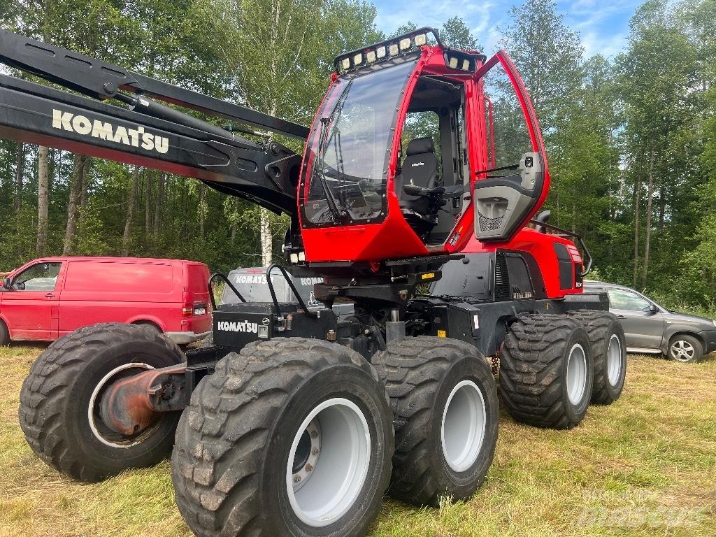 Komatsu 931 XC 원목 하베스터