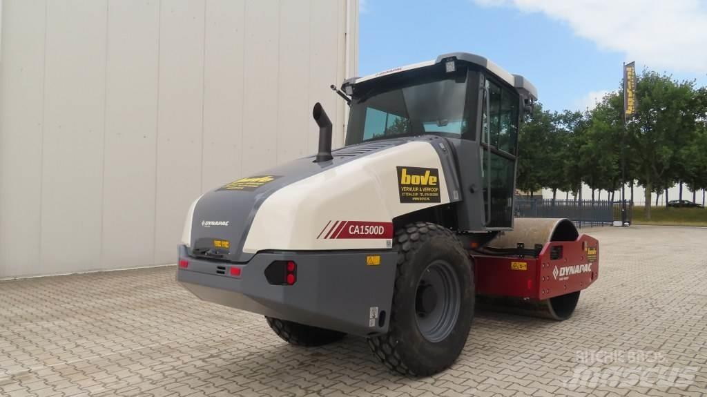 Dynapac CA1500D 싱글 드럼 롤러