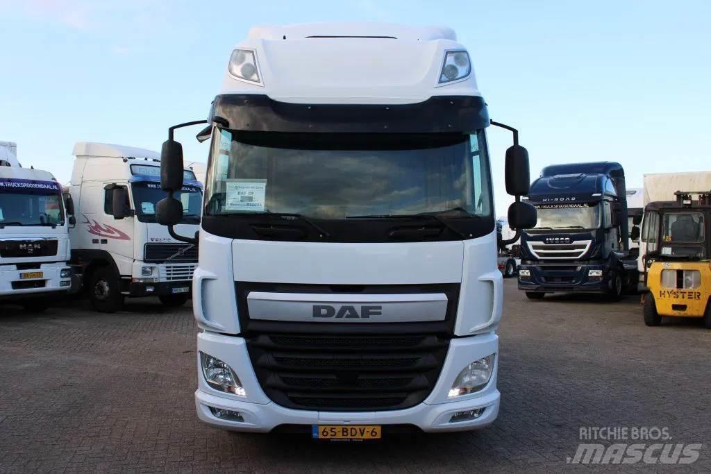 DAF CF 440 + EURO 6 트랙터 유닛
