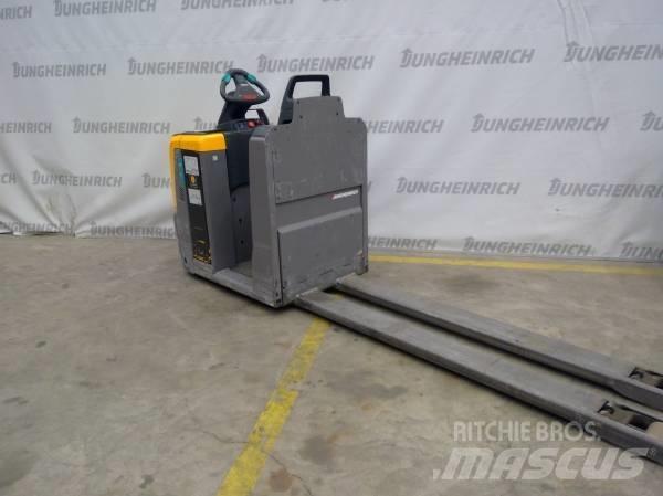 Jungheinrich ECE 225 경량 반출 리프터