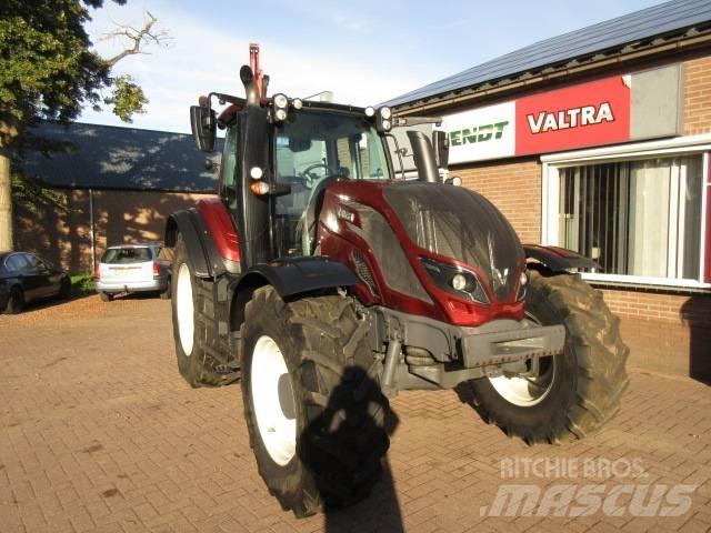 Valtra T174 VERSU 트랙터