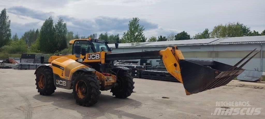 JCB 532-70AGS 다목적 로더