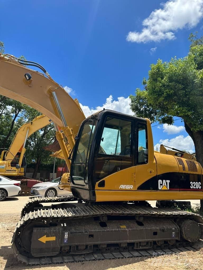 CAT CAT320C 중형굴삭기 7톤-28톤