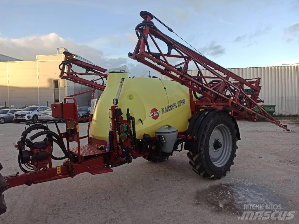 Hardi Ranger 2500 견인형 분무기