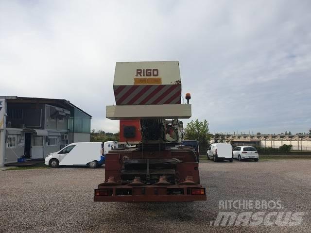 Rigo RTT600 R/T 크레인