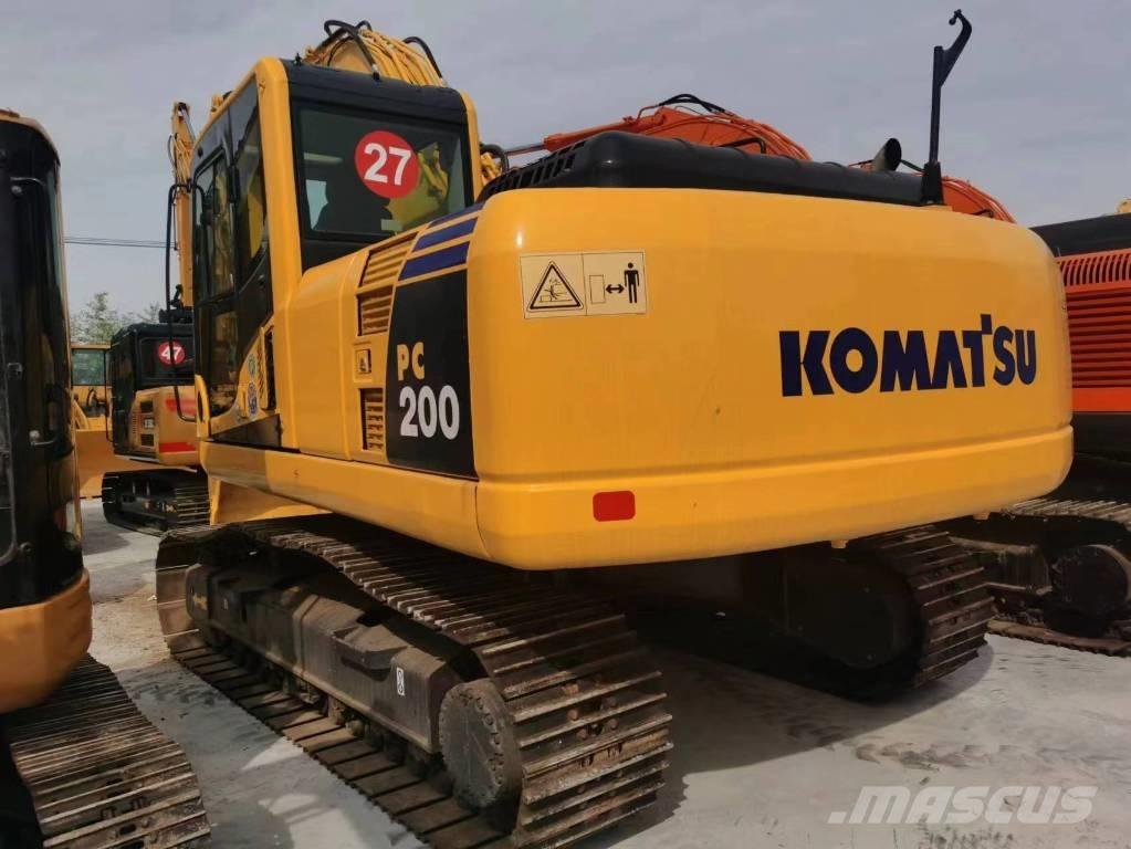 Komatsu PC 200-8 대형 굴삭기 29톤 이상