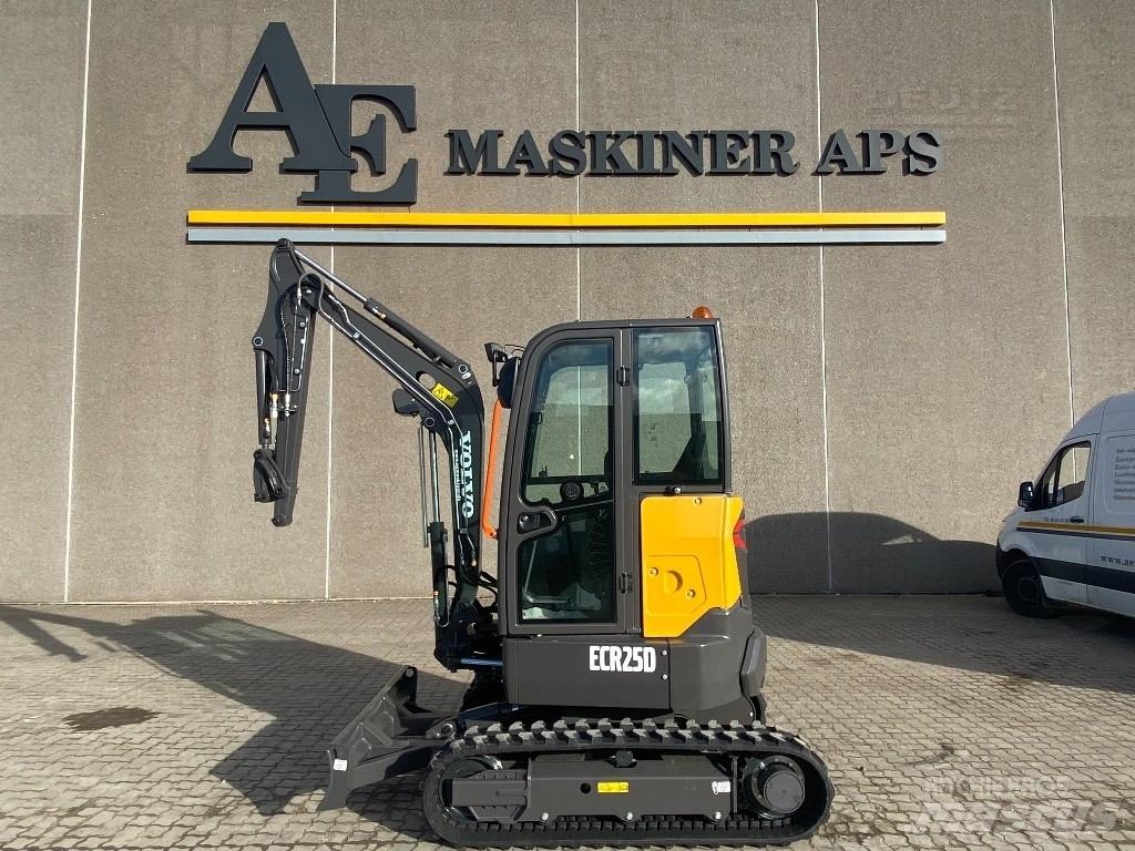 Volvo ECR 25 D 소형 굴삭기 7톤 미만