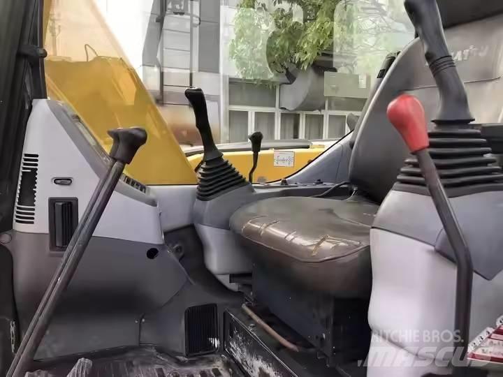 Komatsu PC78US 중형굴삭기 7톤-28톤