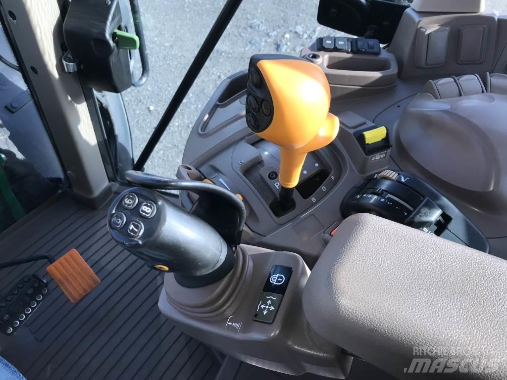 John Deere 6100 M 트랙터