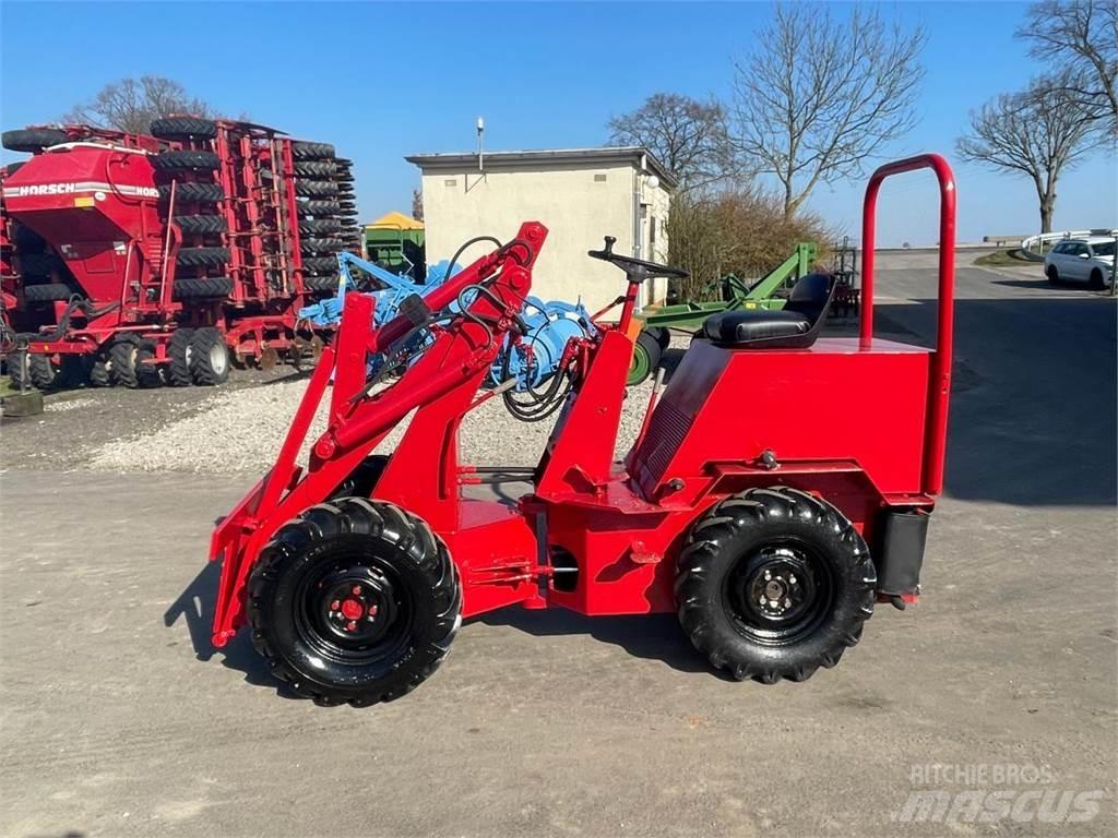 Weidemann 1302 미니 로더