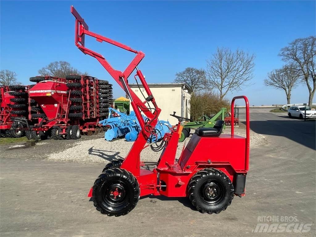 Weidemann 1302 미니 로더