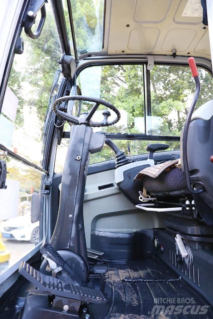 Wacker Neuson 6503  휠 굴삭기