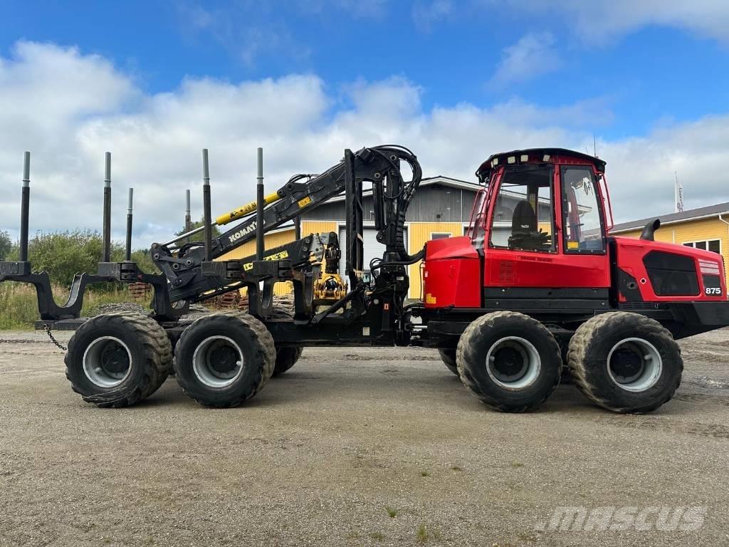Komatsu 875 원목 포워더