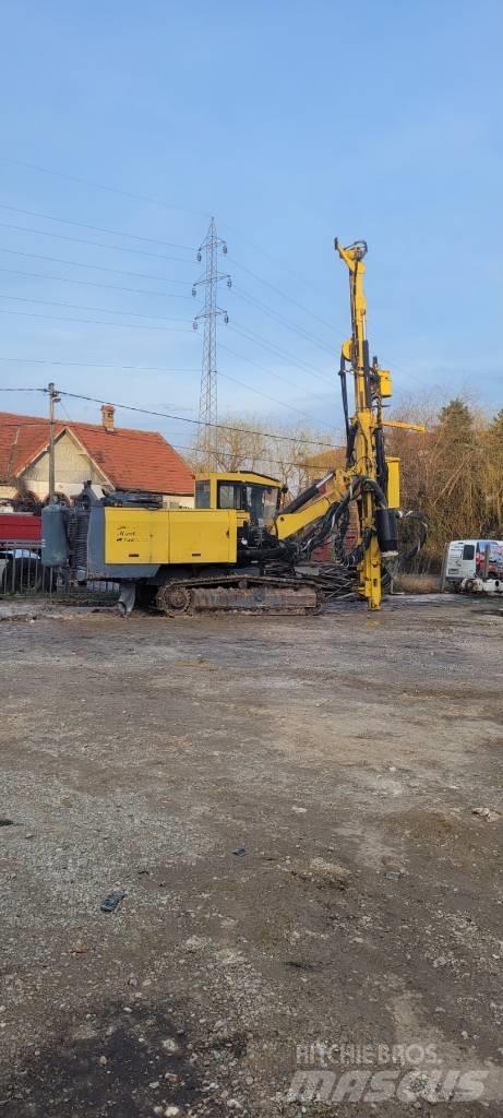 Atlas Copco F6 도로 굴착기