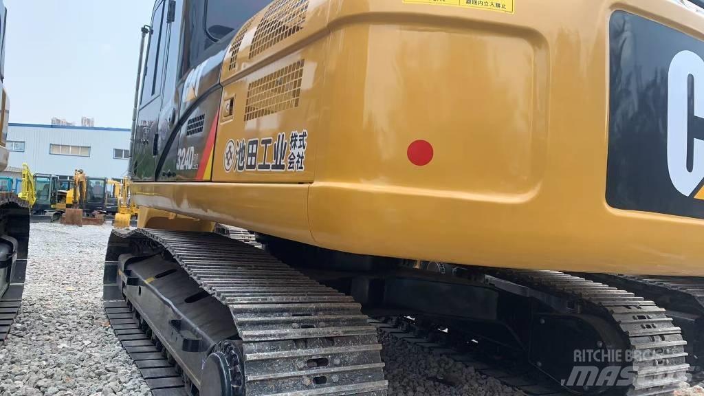 CAT 324 D 대형 굴삭기 29톤 이상