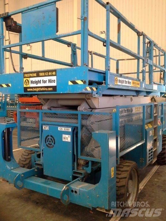 Genie GS 5390 RT 가위형 리프트