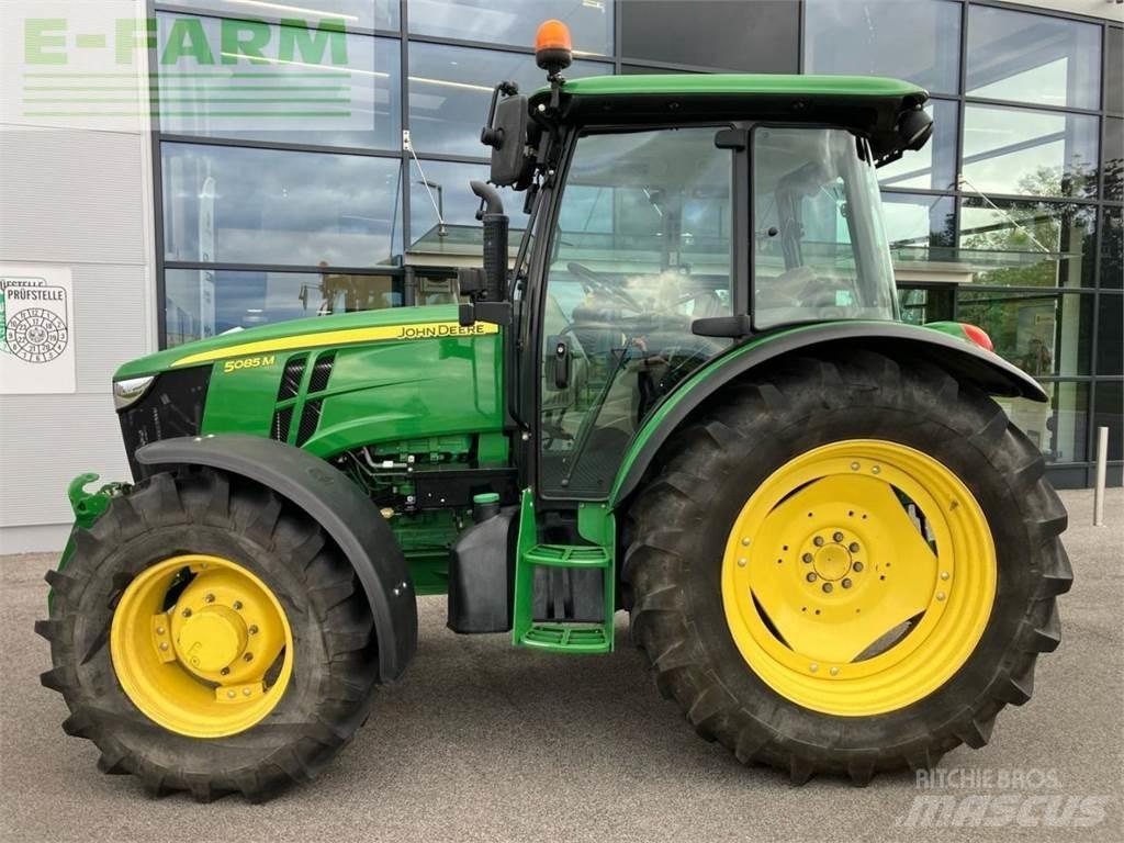 John Deere 5085M 트랙터