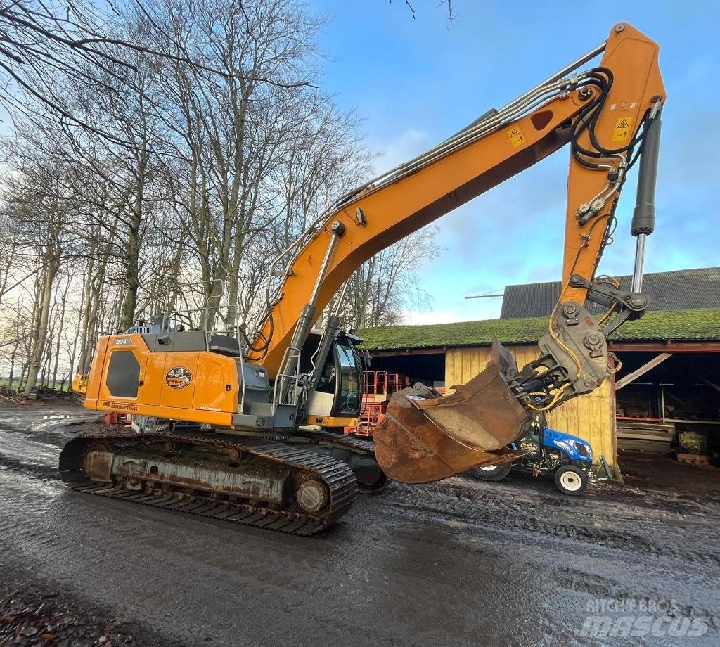 Liebherr R934 G8 대형 굴삭기 29톤 이상
