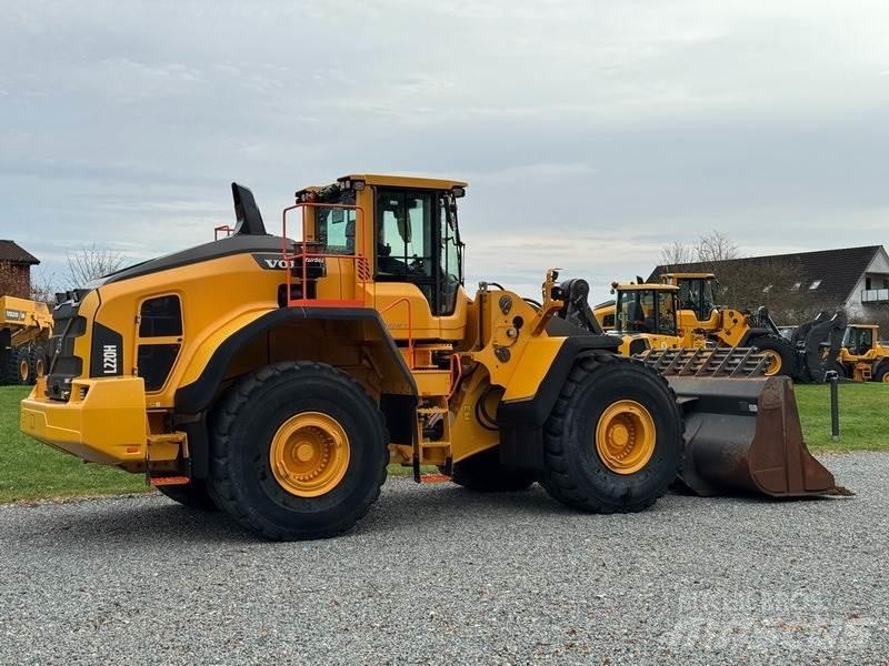 Volvo L 220 H  휠로우더