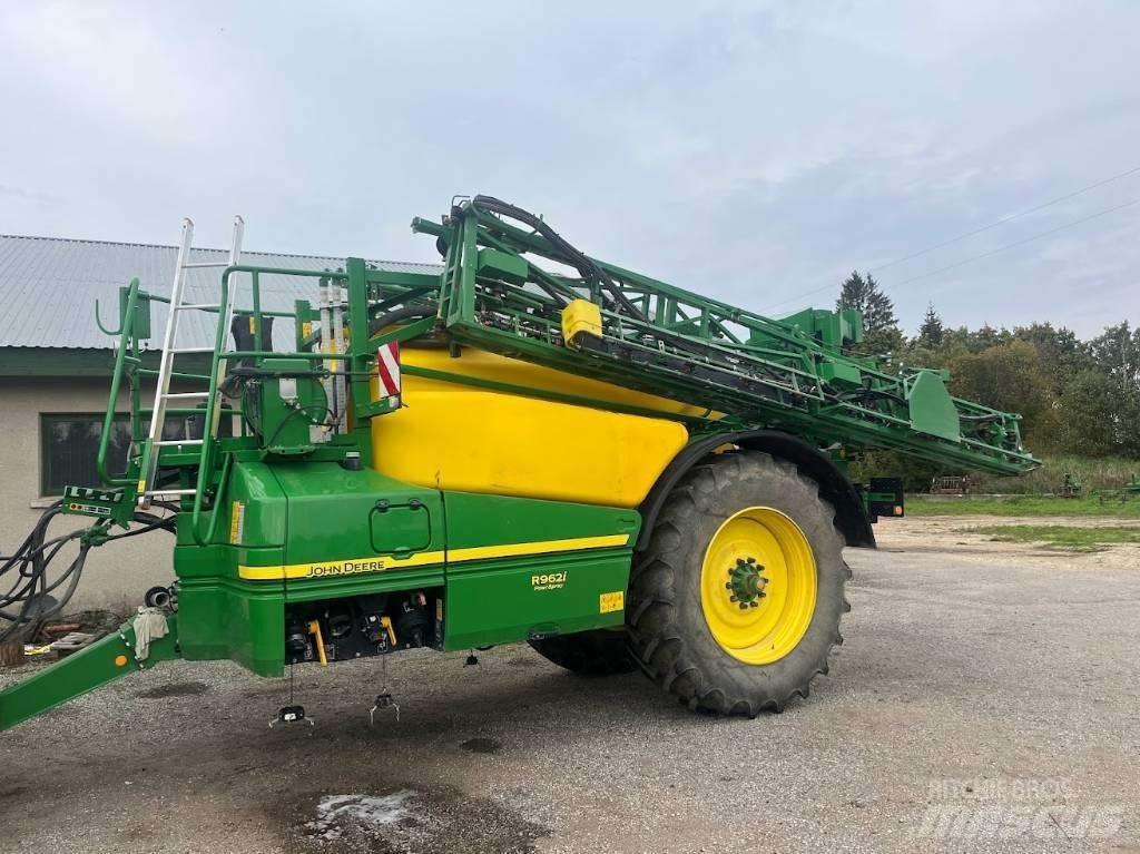 John Deere R 962i 견인형 분무기